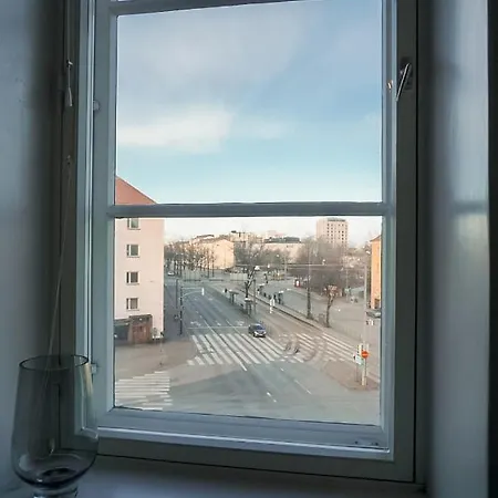 Cozy By Tram And Bus Stops Appartement *