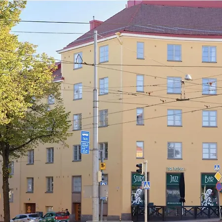 Cozy City Studio By Tram And Bus Stops Apartment